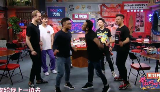 说话是门艺术！《举杯呵呵喝》海泉想撵走店员，却是这样说！