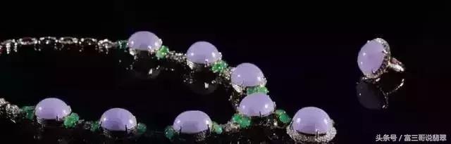 缅甸翡翠摆件翡翠观音挂件价格,花100万购买的翡翠