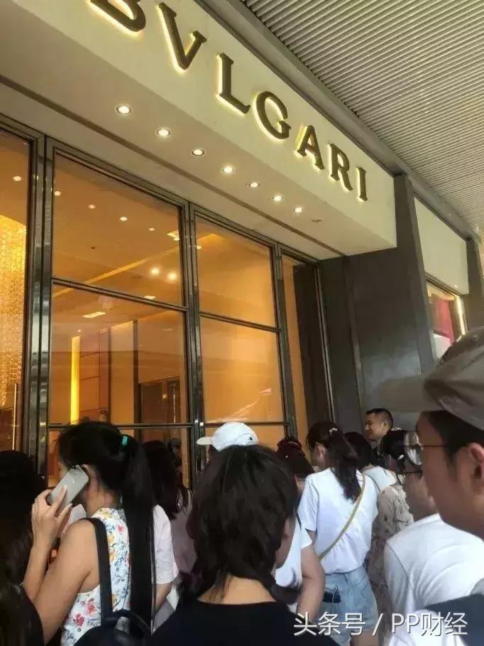 LV、GUCCI买一送三、坐地可净赚17万？“羊毛*党**”们跨海薅羊毛