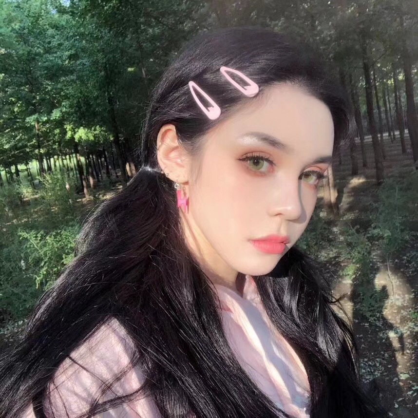 戴美瞳新手一次成功的方法,新人第一次戴美瞳详细教程