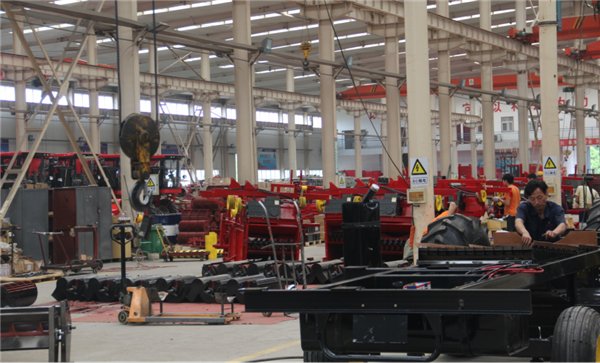 花生收获机最新款原理,花生收获机怎么操作