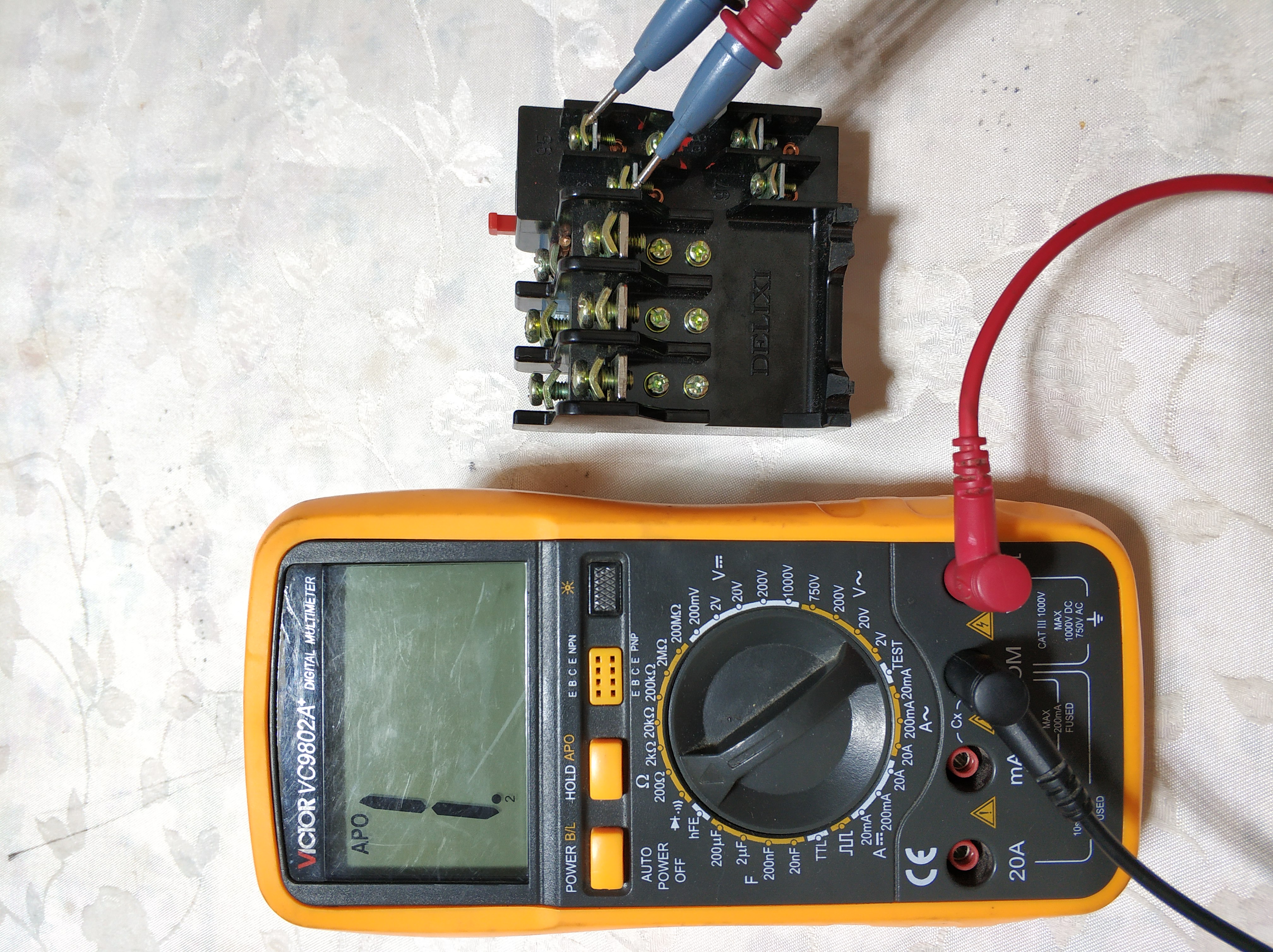 万用表怎么测热继电器好坏,万用表怎么测量热继电器的好坏