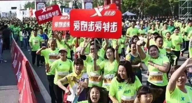 李宁安踏怎么火起来的,李宁火起来的原因