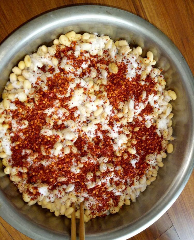 简易用黄豆自制豆瓣酱的做法,农家自制黄豆豆瓣酱的做法大全