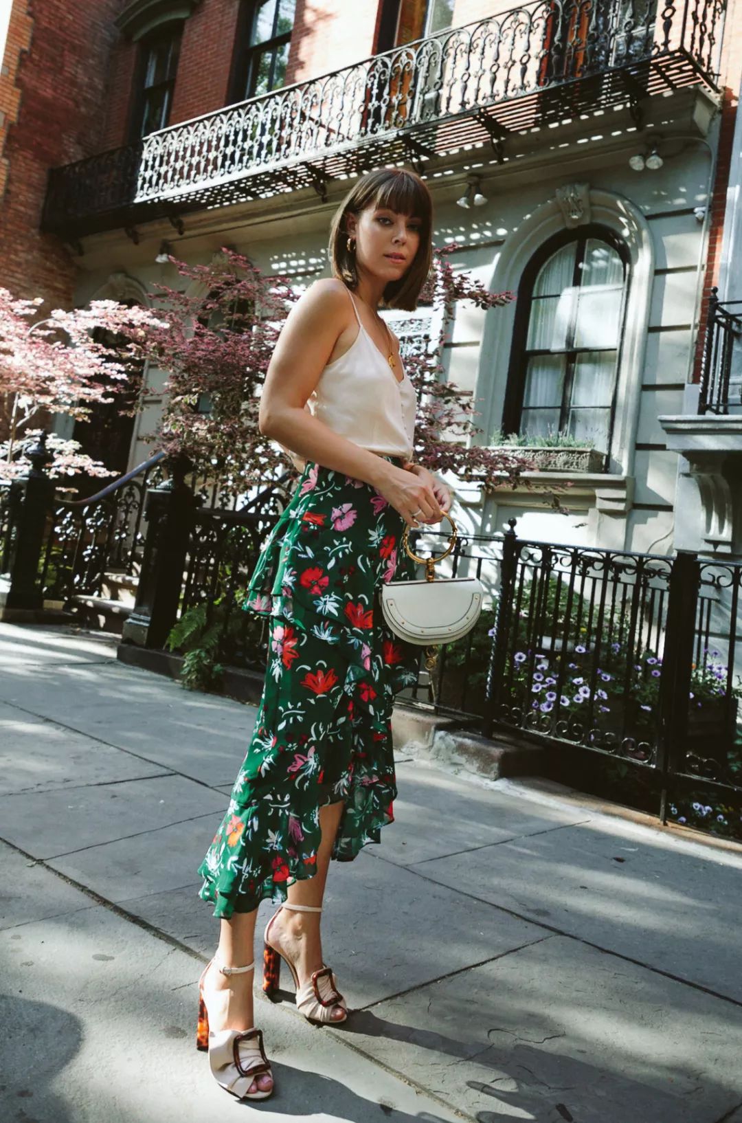 5折清仓的衣服,5折清仓的衣服值得买吗