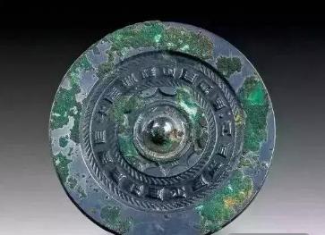 古墓挖出神秘物件视频,南北朝古墓里的物件