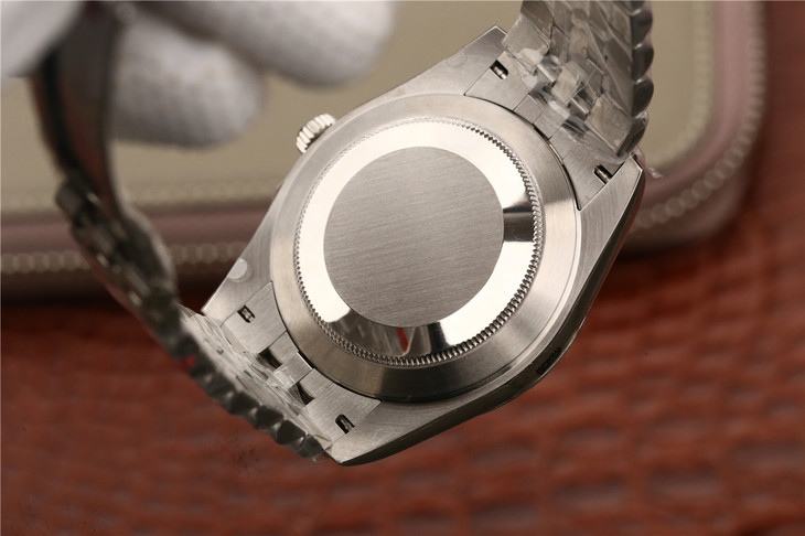 揭秘复刻表如此火爆的内幕消息,复刻表到底是什么意思