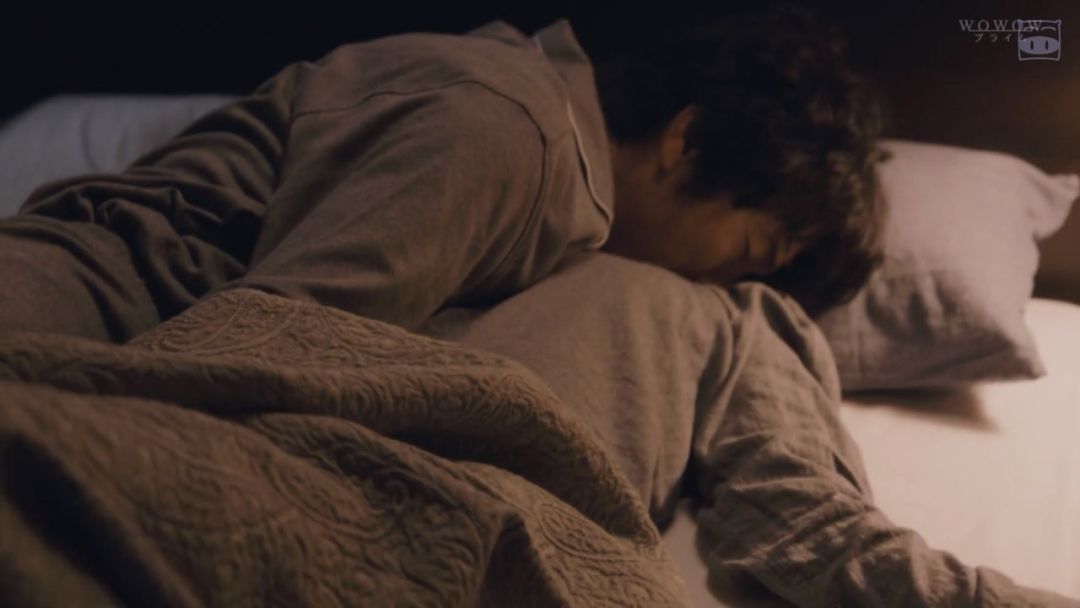 不愧是岛国深夜剧，把女性的欲望拍的这么露骨