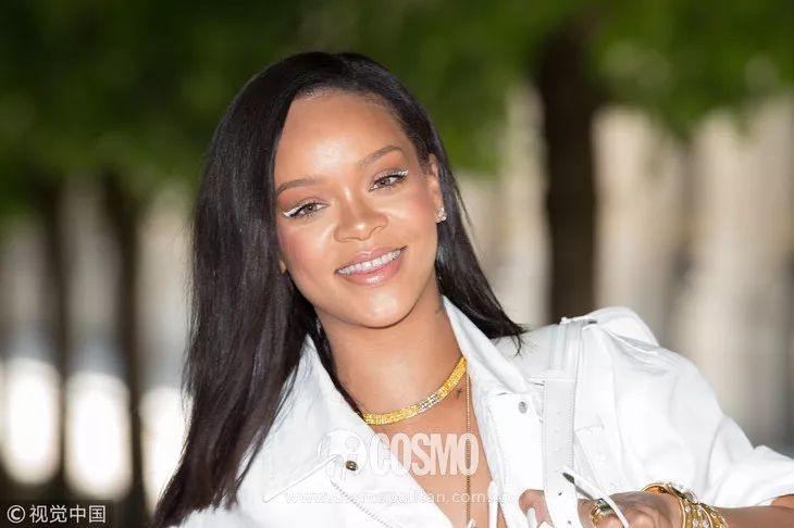 蕾哈娜怎么那么胖了,蕾哈娜喜欢吃什么