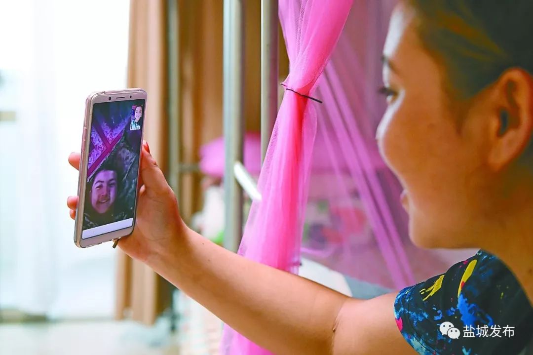 盐城这里，全是*疆新**古丽和巴郎！来干啥？创造美好新生活……