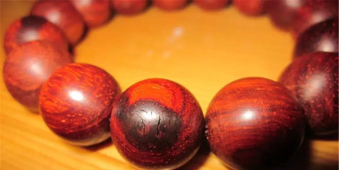 手串有裂纹怎么补救,核桃手串开裂怎么修复视频