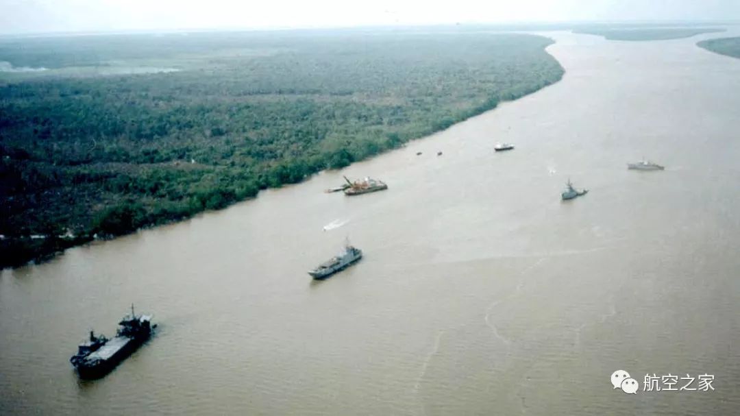 林俊杰修炼爱情背后的故事简短,林俊杰修炼爱情的真实故事