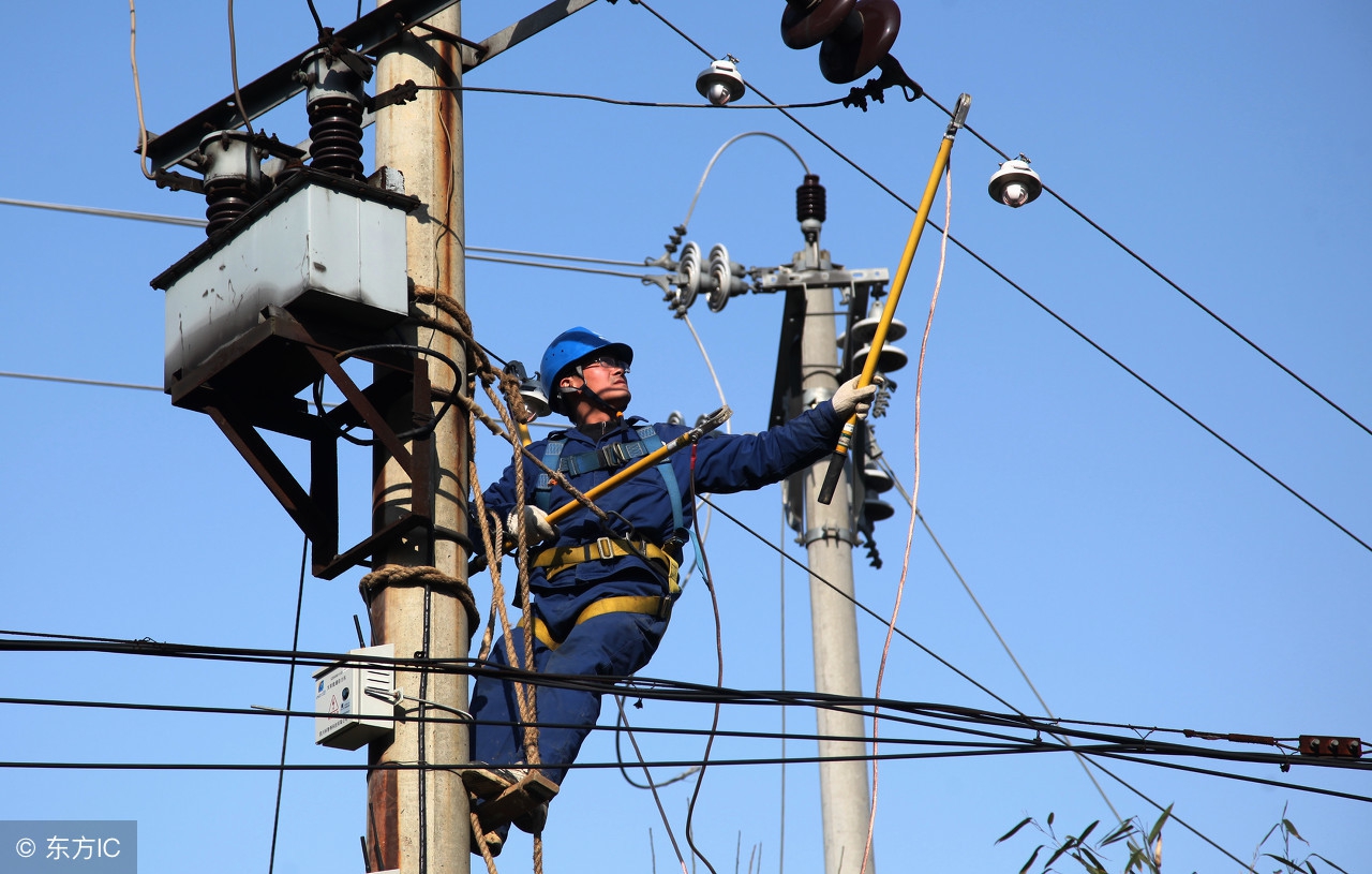 停电瞬间用电设备电压升高,35千伏线路停电检修挂地线标准