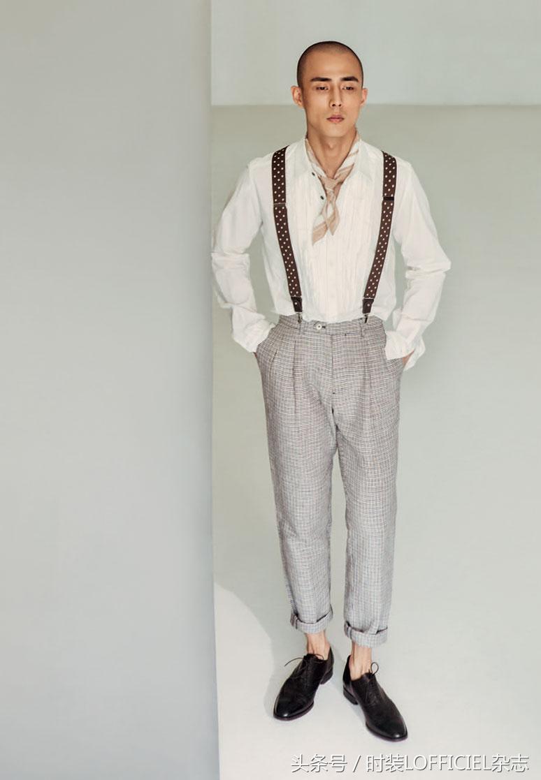 青少年的秋季潮牌小白衬衫,whiteshirts