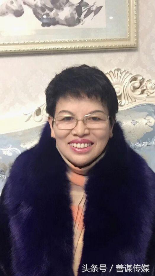 老藤世家滕明华，一生免费行医，曾因不落世俗拒绝三千万融资