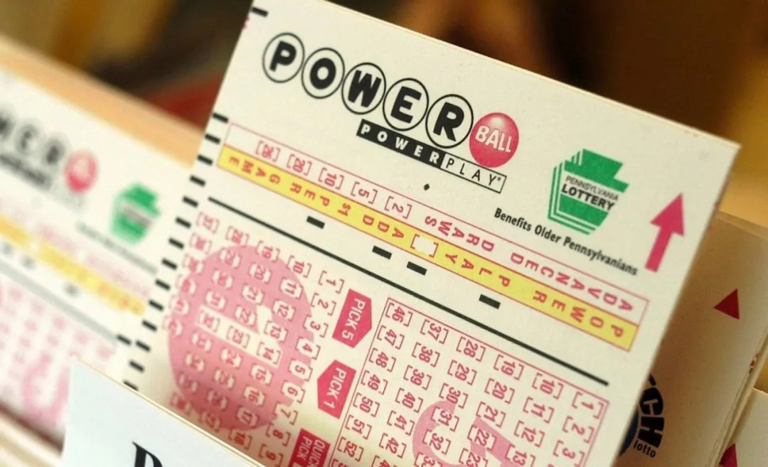 「微拍案」微信摇来推荐彩票“美女”，结果他一步步中招