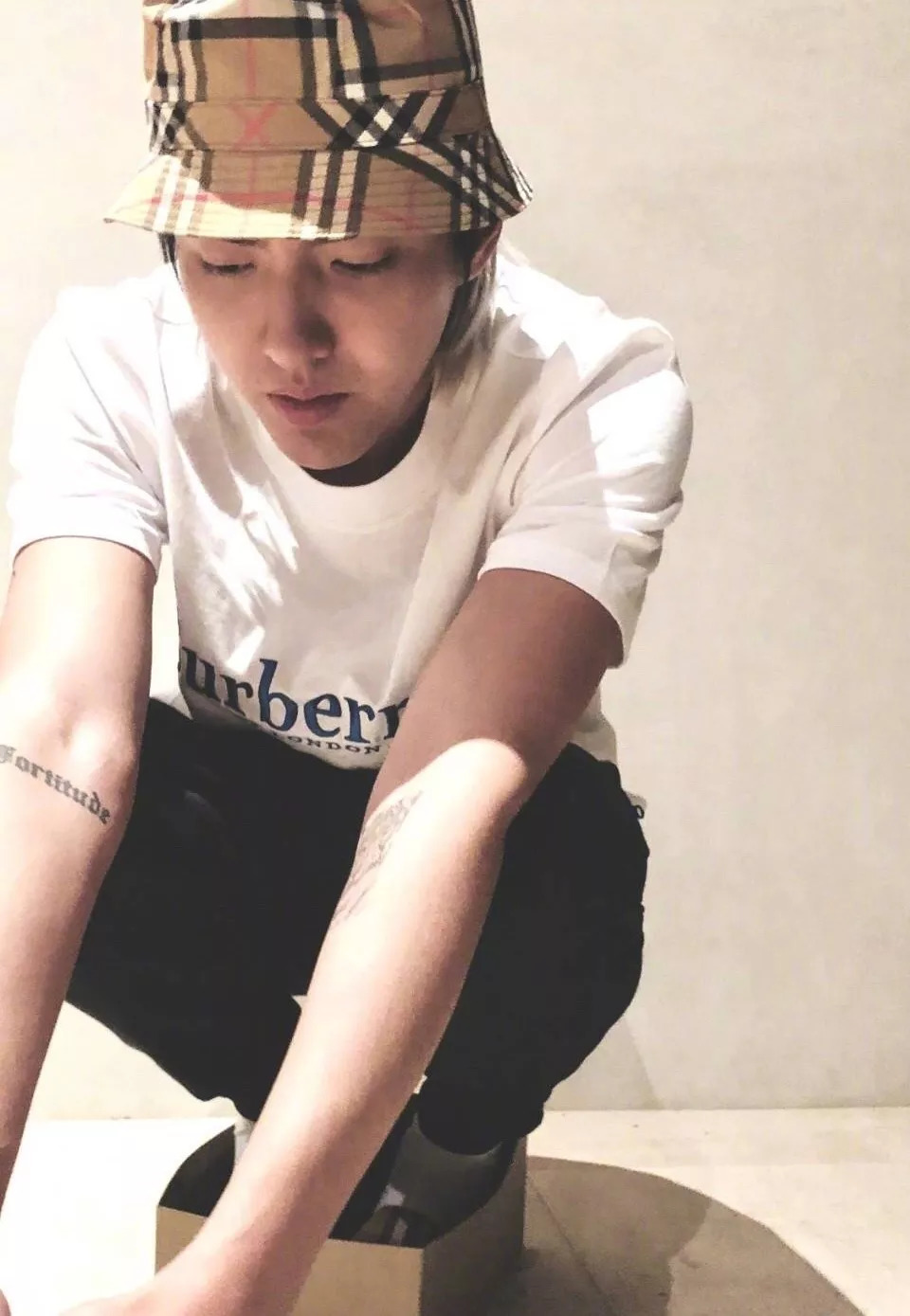 跟着他穿T恤，闭着眼睛都能选到对的款