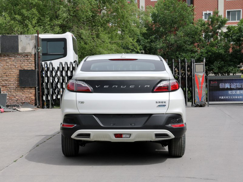 东风启辰t902018款操作指南,日产启辰18年启辰t90怎么样