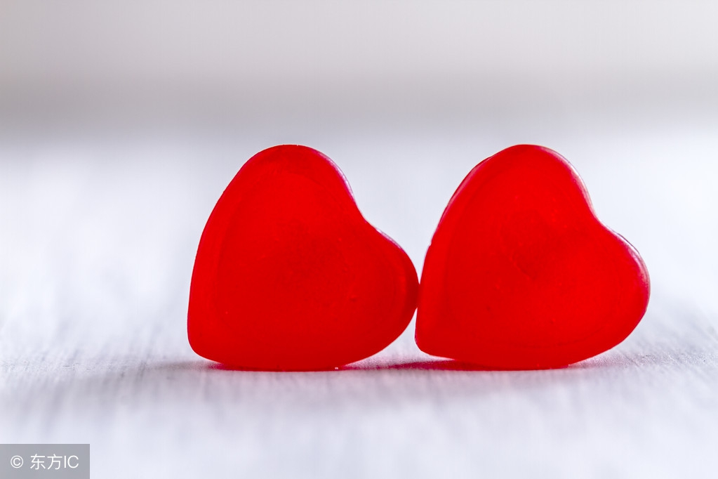 害怕社交、说话脸红、紧张到口吃丨社交恐怖如何克服