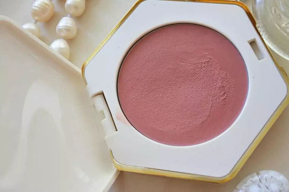 HM、Topshop……快时尚彩妆值得买吗？