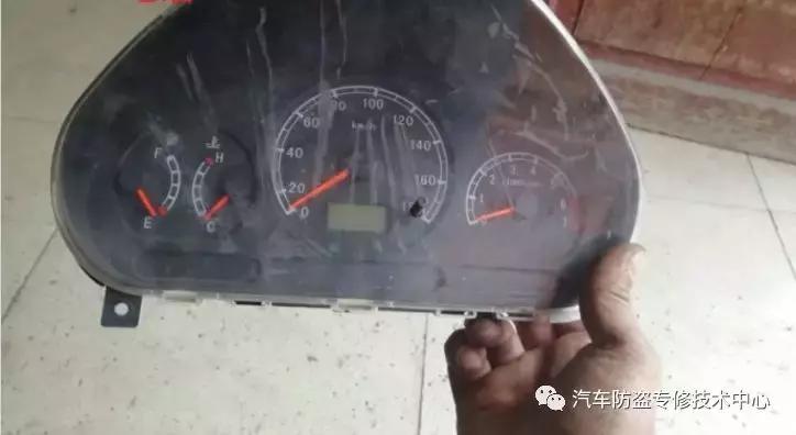 雪佛兰乐驰水温传感器故障,雪佛兰乐驰仪表故障图解大全