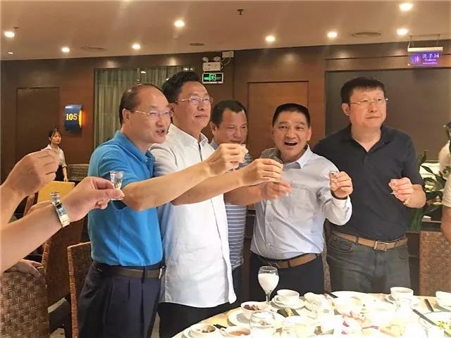 参与共建新兴铷产业——万铷意企业揭牌仪式暨答谢会圆满落幕