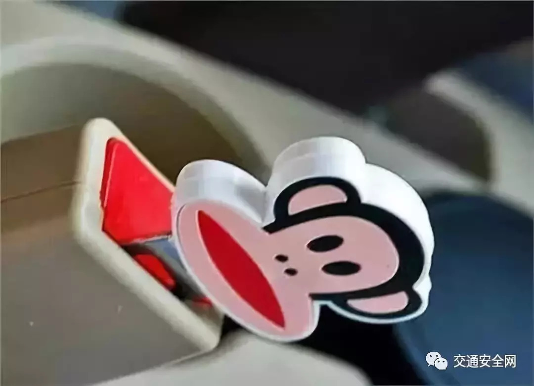 用插扣代替安全带，这样的傻事，你是不是还在做？