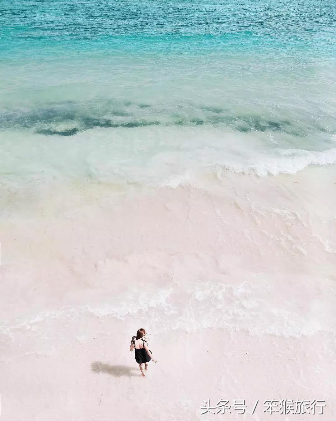 发现了长得像图卢姆的准网红小镇，人均500住进加勒比海景别墅