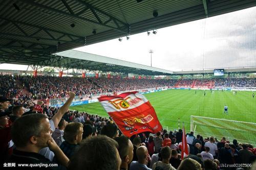 足球迷为什么这么讨人厌,足球迷为什么讨厌篮球迷