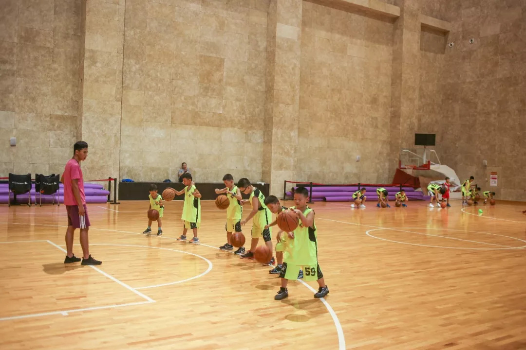 映象青白江｜汗流浃背才快活！傍晚的文体中心有最活力激情的一面！