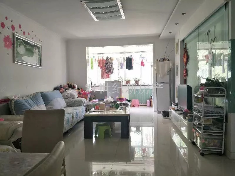 石河子精装修房出售,石河子房源三室一厅