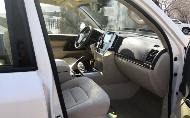 20款丰田酷路泽4600最新价格,高清讲解丰田酷路泽4600配置奢华