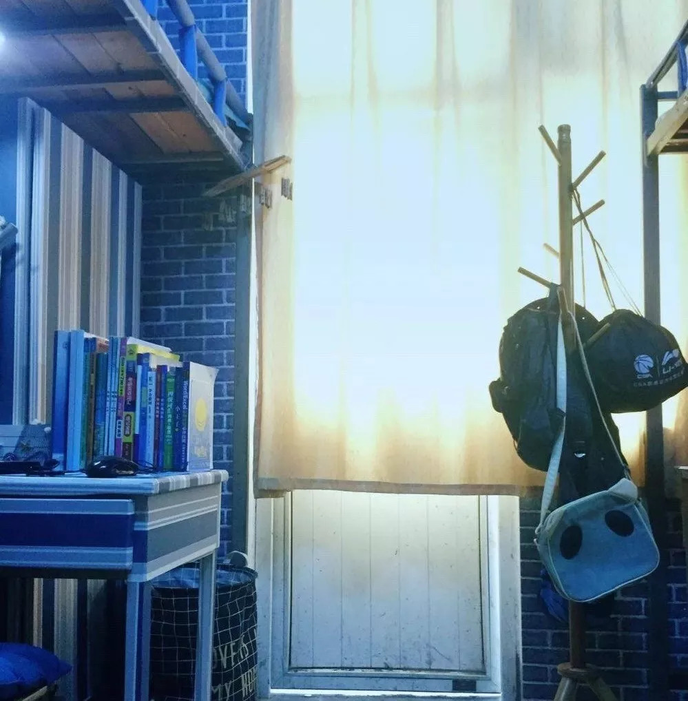 河南高校寝室哪个好,河南高校的宿舍条件