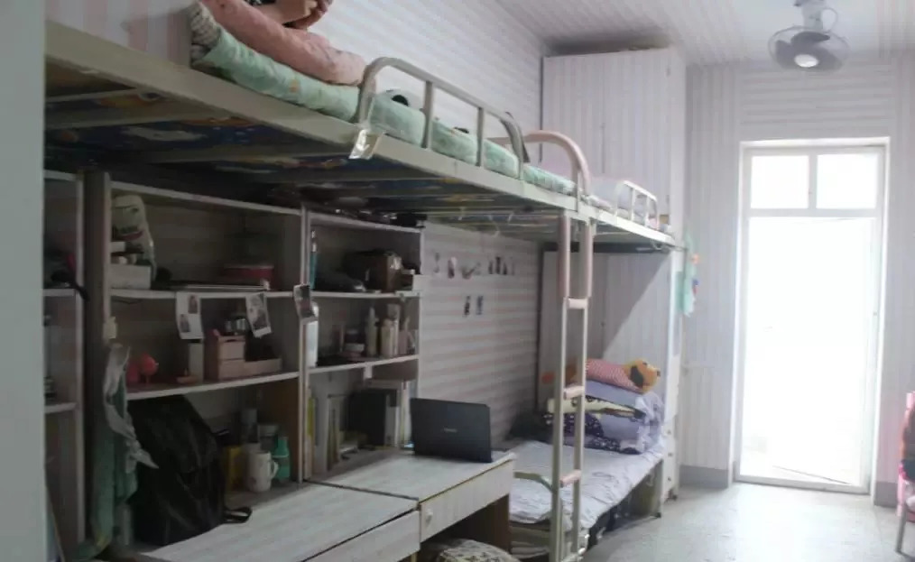 河南高校寝室哪个好,河南高校的宿舍条件