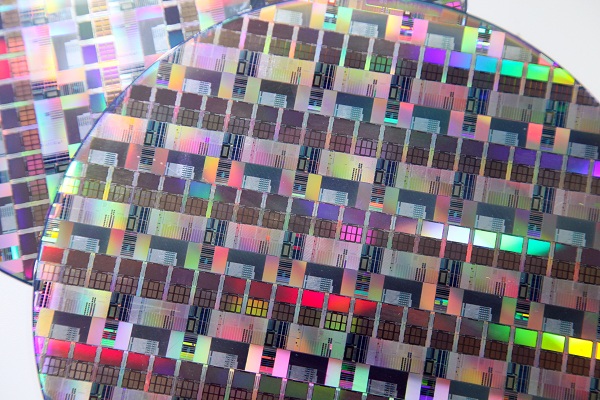 错过这个机会，中国的运算平台芯片要想翻身还得再等10到15年？