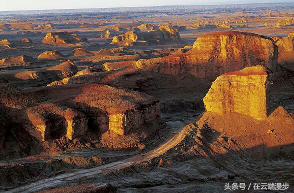 克拉玛依世界魔鬼城石油,克拉玛依魔鬼城冰雪大世界