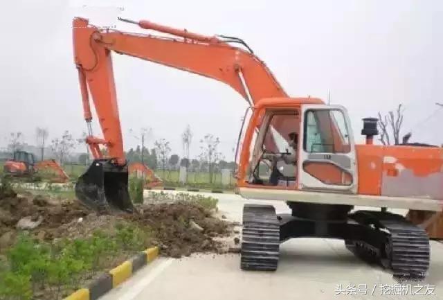 挖掘机翻新再制造全过程,挖掘机再制造