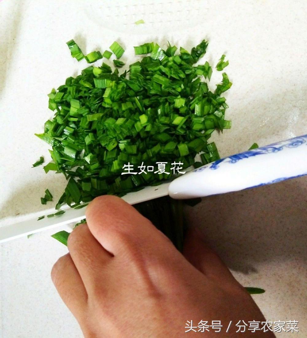 蔬菜馅出水补救办法,菜馅出水怎么处理