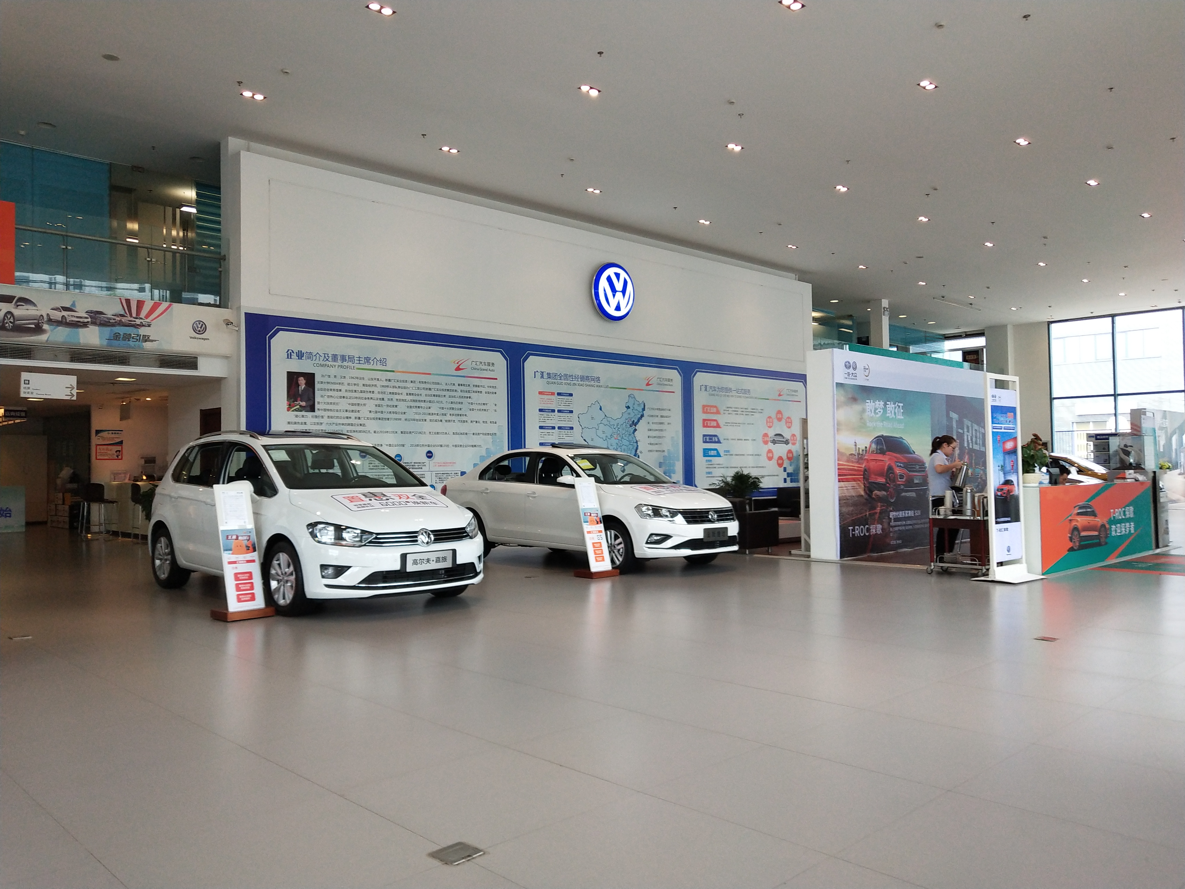 为什么4s店的服务那么差,4s店的服务太差劲