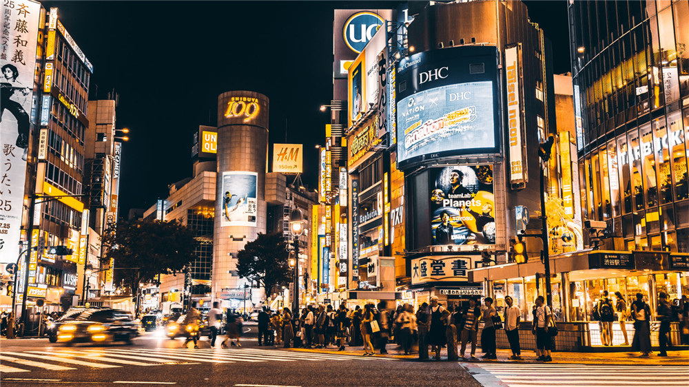 东京购物必买的几款女装,东京有哪些商场值得逛