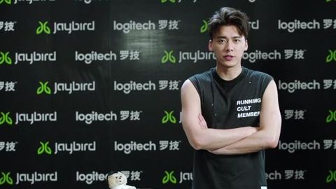 这就是灌篮李易峰站出来保护粉丝,这就是灌篮李易峰最后一次表演