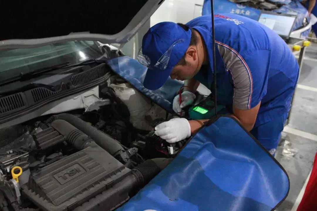 匠心挚诚工匠精神——上汽大众遵义申众集团举行售后技能竞技大赛