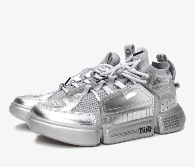 莆田鞋国外走一走就成正品,你以为在官网买的都是正品吗