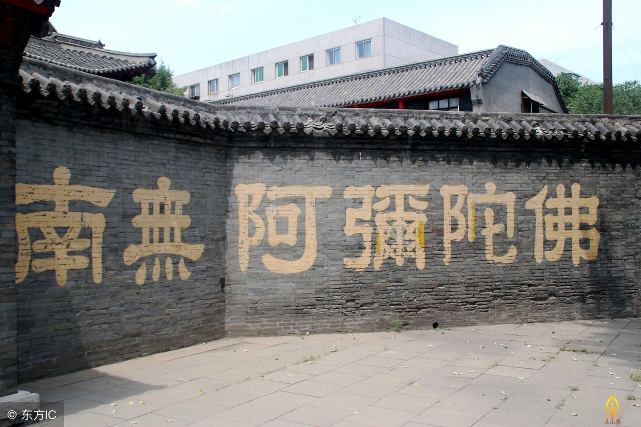 去寺庙踩门槛了怎么办,去拜佛为什么不能踩门槛