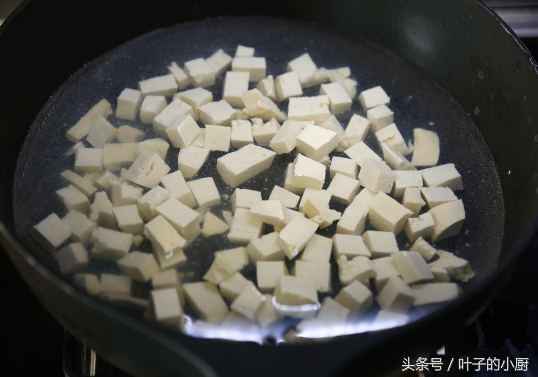 北京菜价涨得吓人，油麦菜都9.9元了！这个不花钱，抓紧要过季了