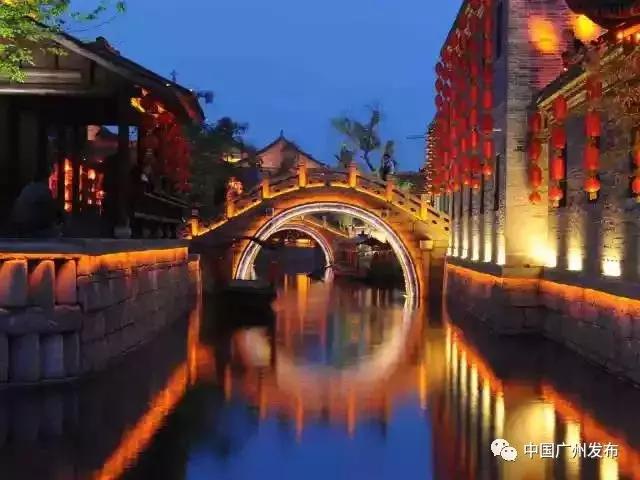 黄山迪士尼门票多少钱,上海迪士尼和黄山哪个好玩