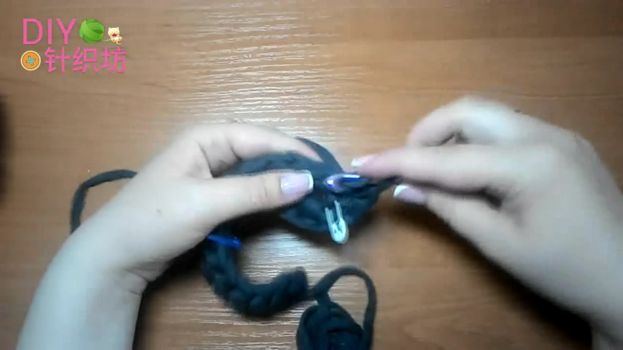 「家居针织」拖鞋不够用，教你制作针织拖鞋