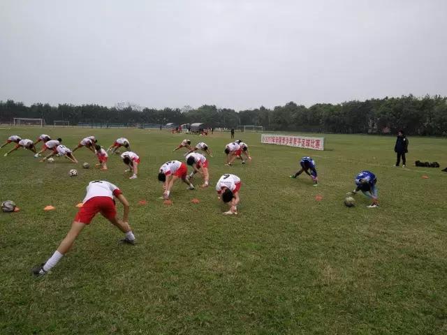 开启洪荒之力！辅仁中学首获校园足球全国冠军，这支足球队不简单