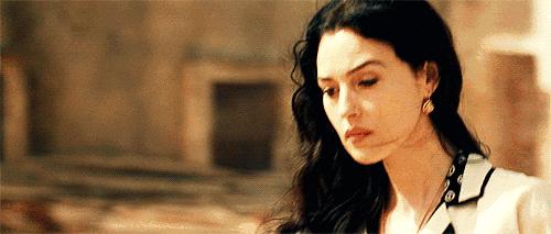 她是全球公认的最性感女神，“裸露”却不情色的人间*物尤**！