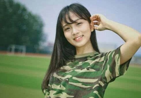 用苹果手机该不该领助学金,大学用苹果手机能申请助学金吗